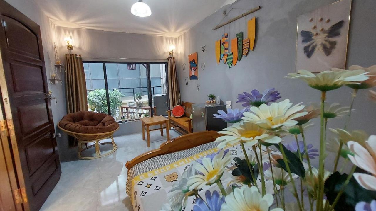 Alley Homestay_Lieu Giai Hanoi Buitenkant foto